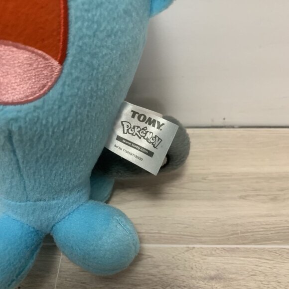 Tomy Pokemon Wobbuffet Plush Figure - Picture 2 of 5